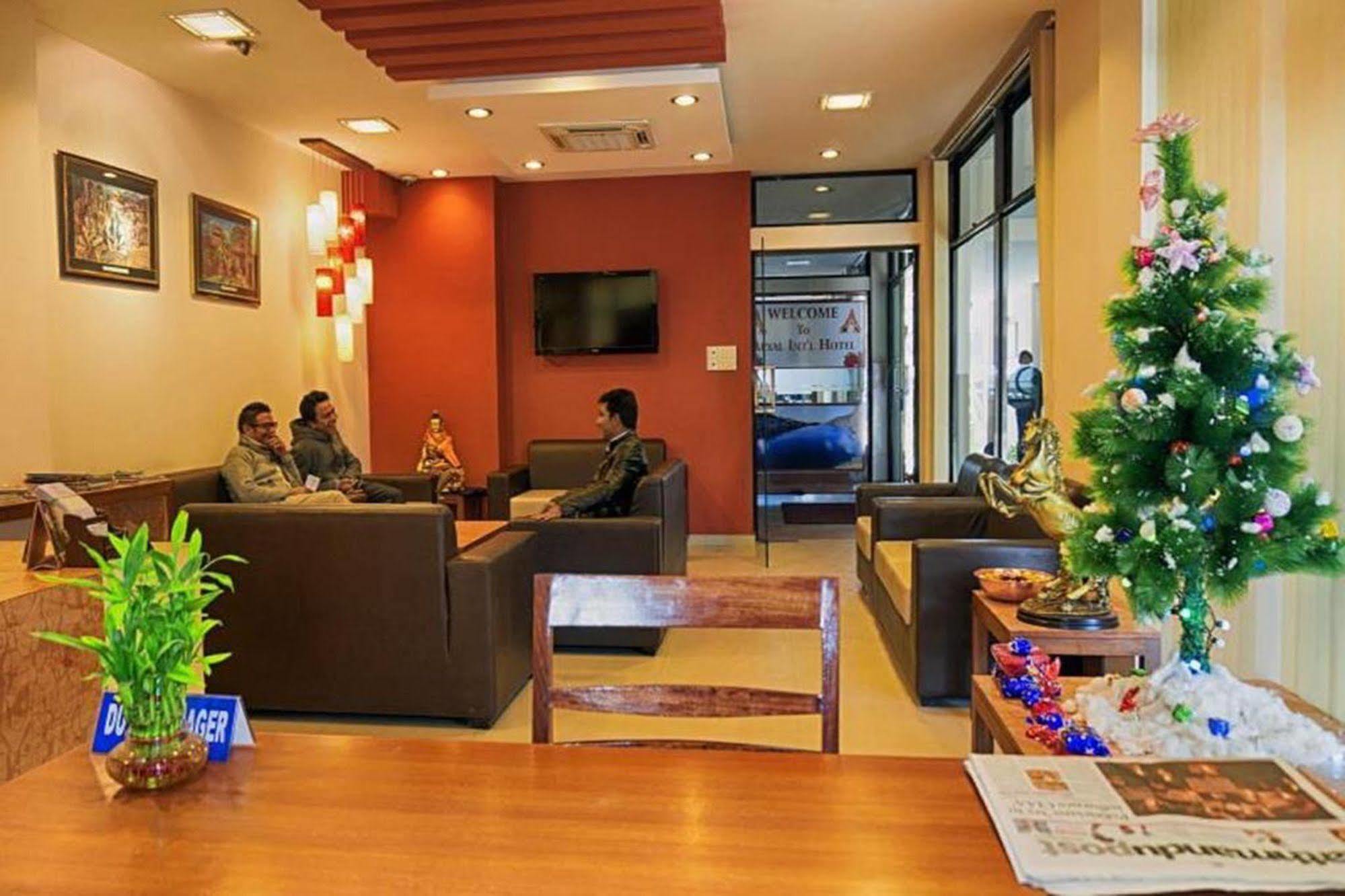 Aryal International Hotel Катманду Екстериор снимка